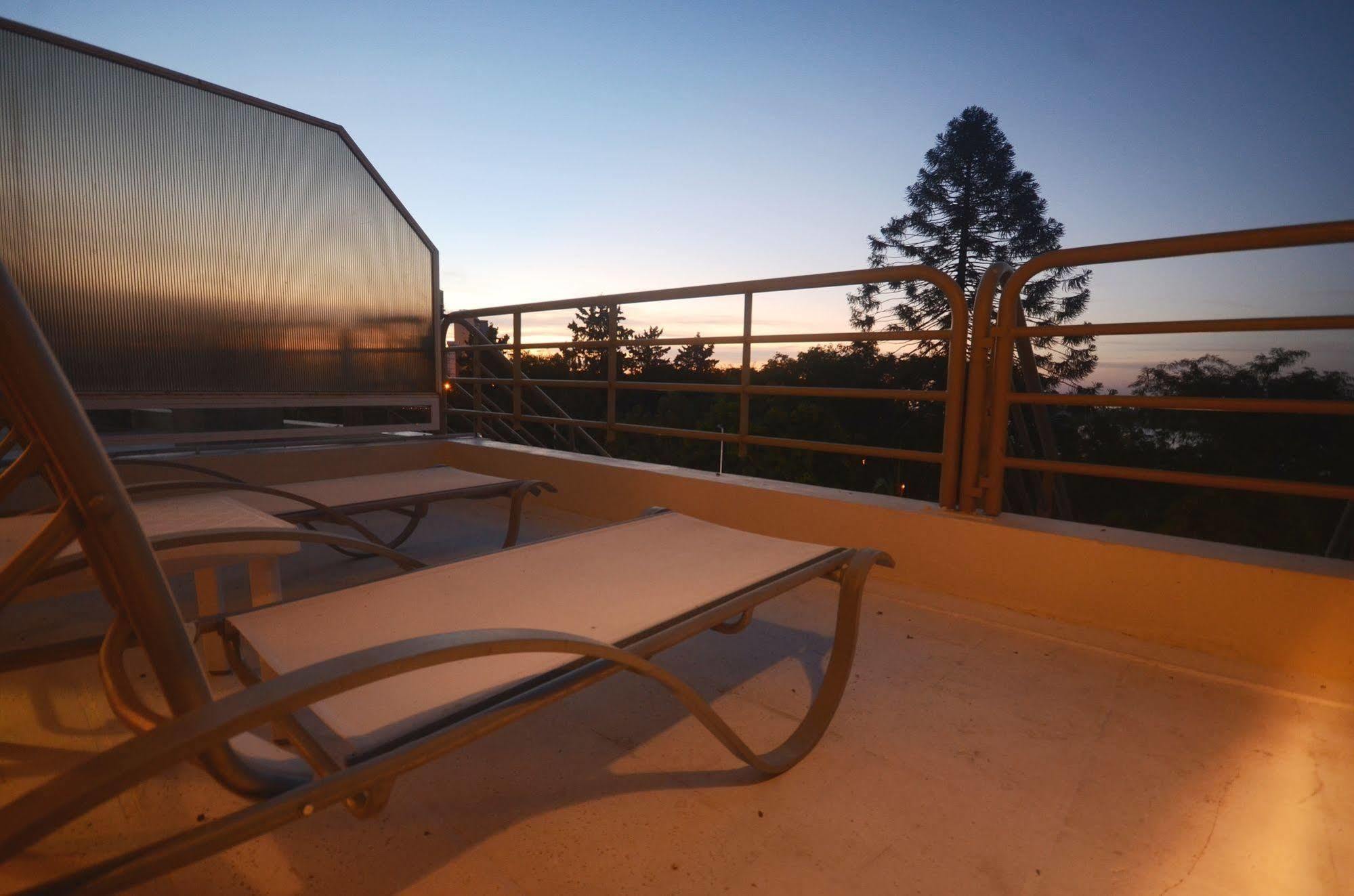 马约拉斯格广场豪生度假赌场酒店 巴拉那 外观 照片 The rooftop terrace