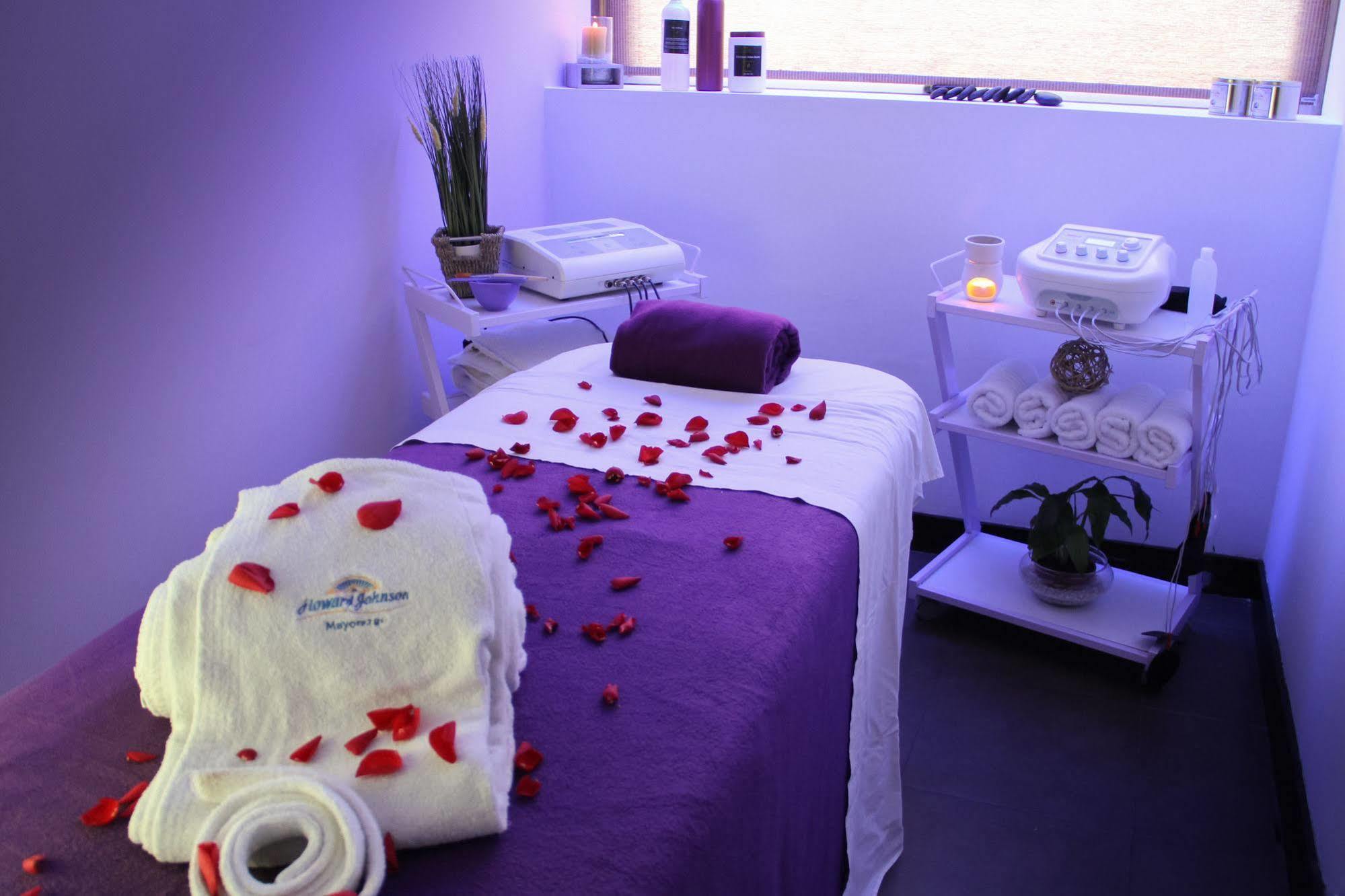 马约拉斯格广场豪生度假赌场酒店 巴拉那 外观 照片 A treatment room at a spa