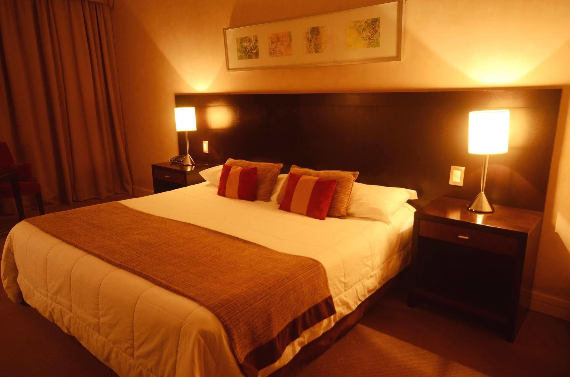 马约拉斯格广场豪生度假赌场酒店 巴拉那 外观 照片 A bedroom at the hotel