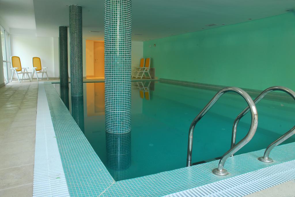 马约拉斯格广场豪生度假赌场酒店 巴拉那 外观 照片 A swimming pool